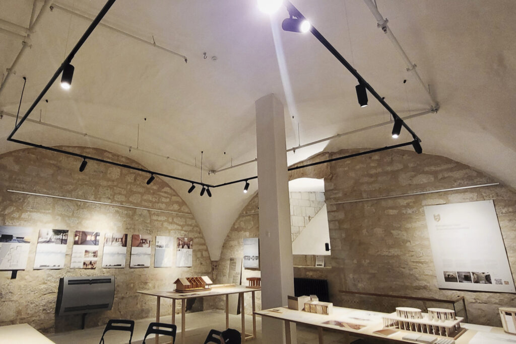 Bảo tồn lịch sử tại lâu đài Kuressaare với sự hợp tác của Panasonic.